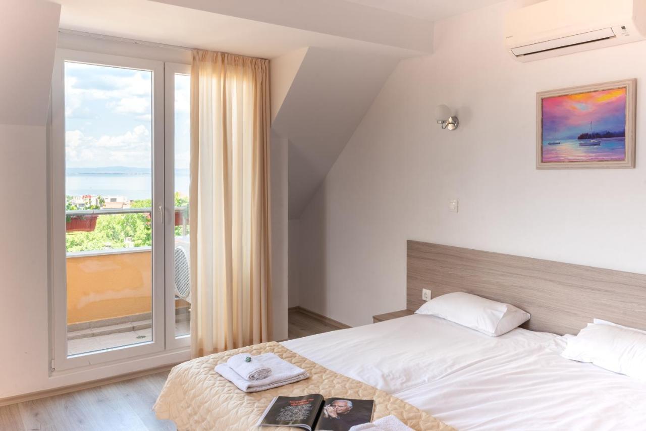 Boutique Wellness Hotel Ambrosia Tschernomorez Exterior foto