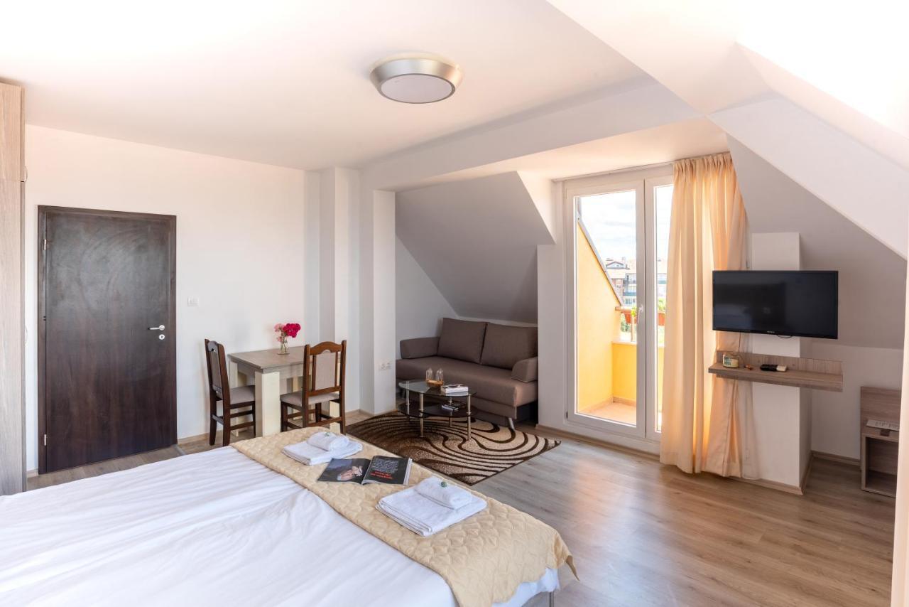 Boutique Wellness Hotel Ambrosia Tschernomorez Exterior foto