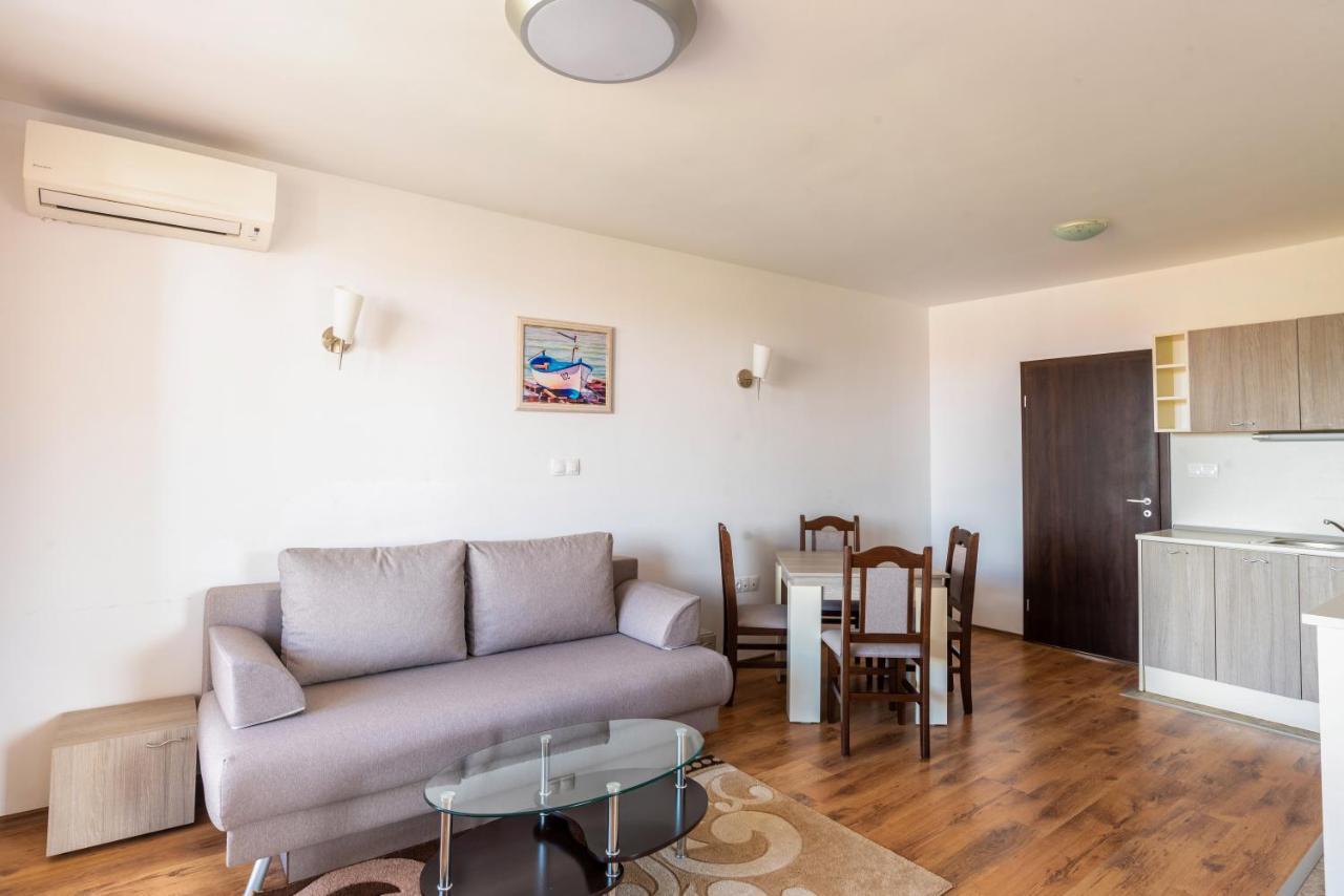 Boutique Wellness Hotel Ambrosia Tschernomorez Exterior foto