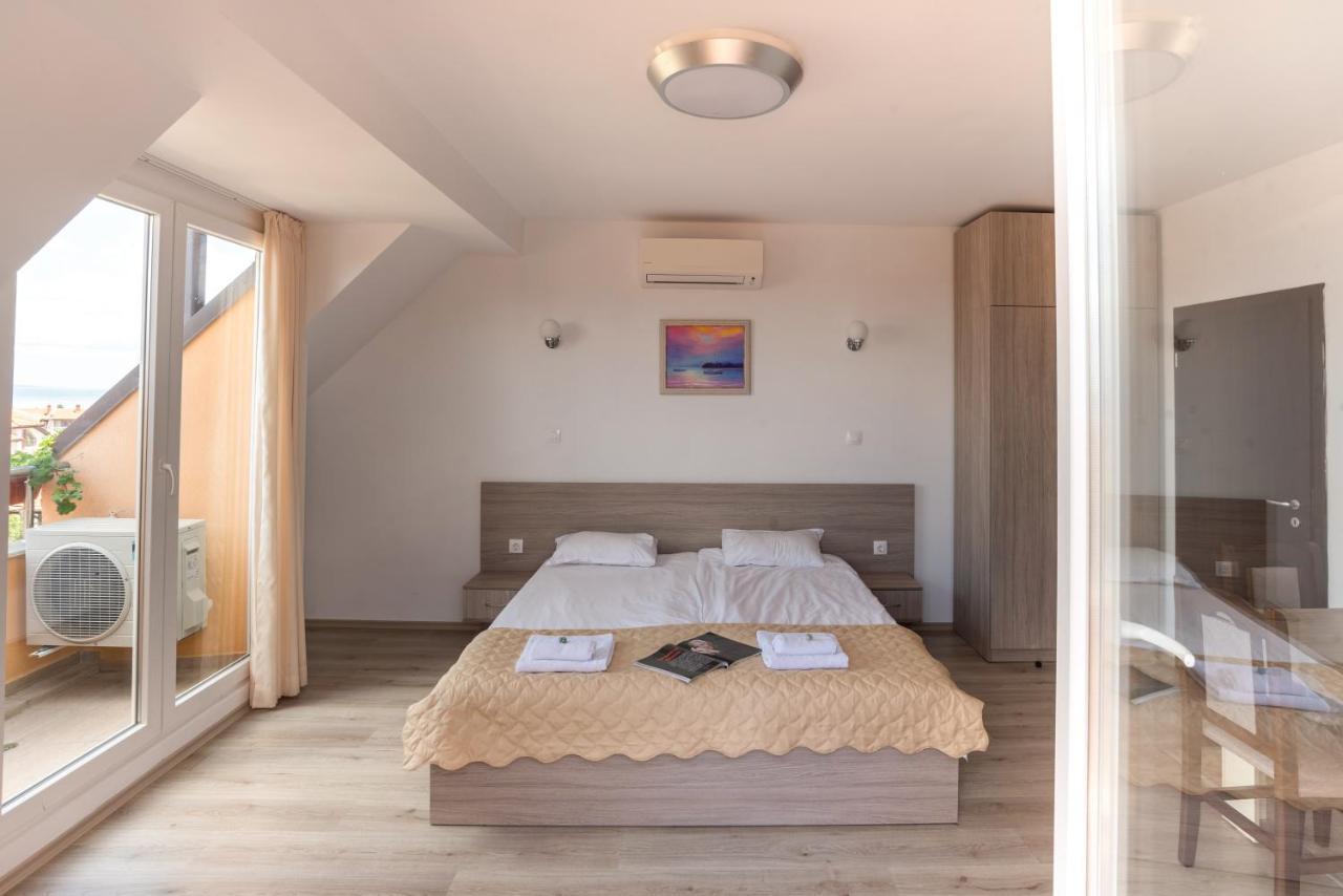 Boutique Wellness Hotel Ambrosia Tschernomorez Exterior foto