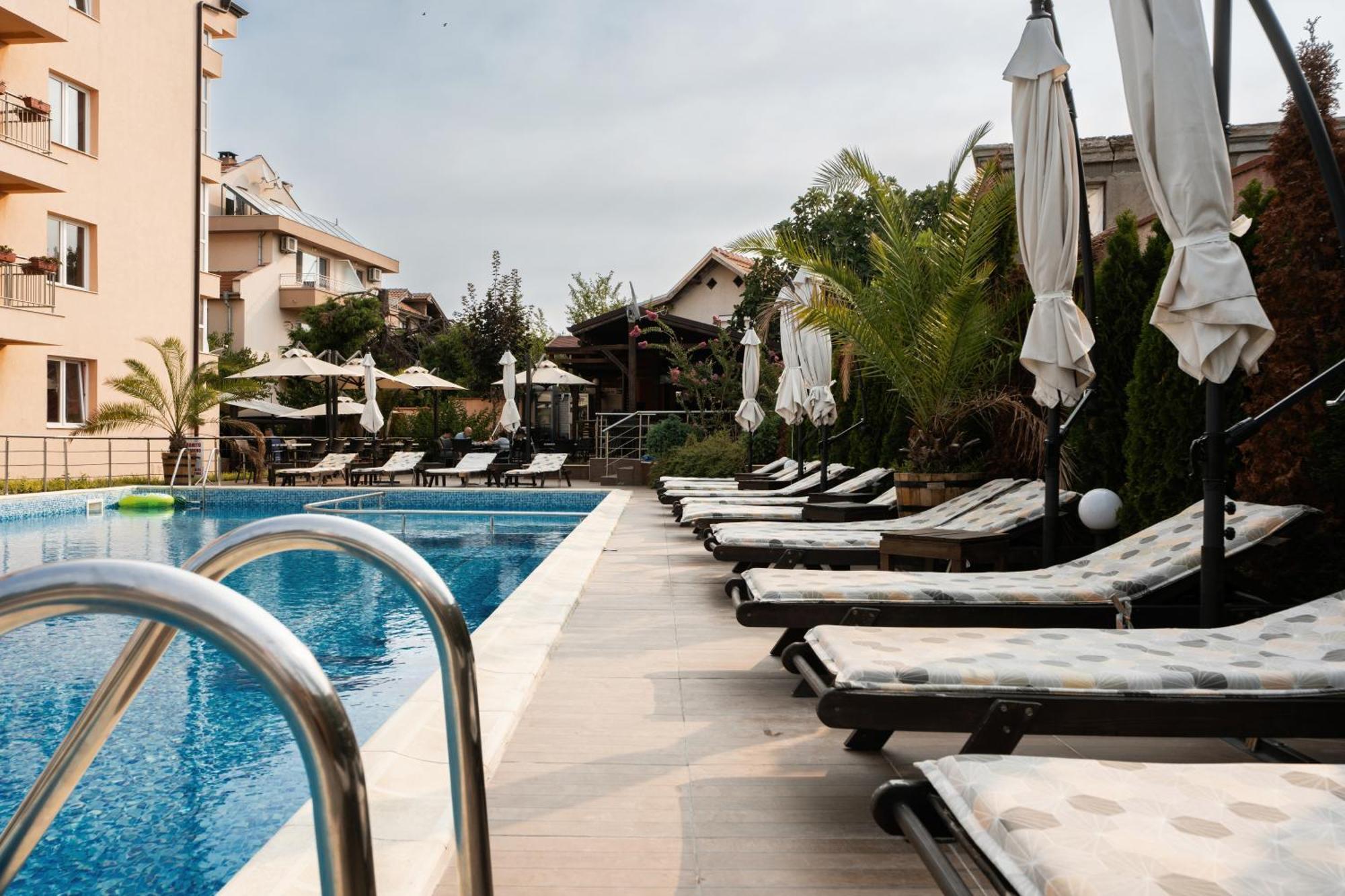 Boutique Wellness Hotel Ambrosia Tschernomorez Exterior foto