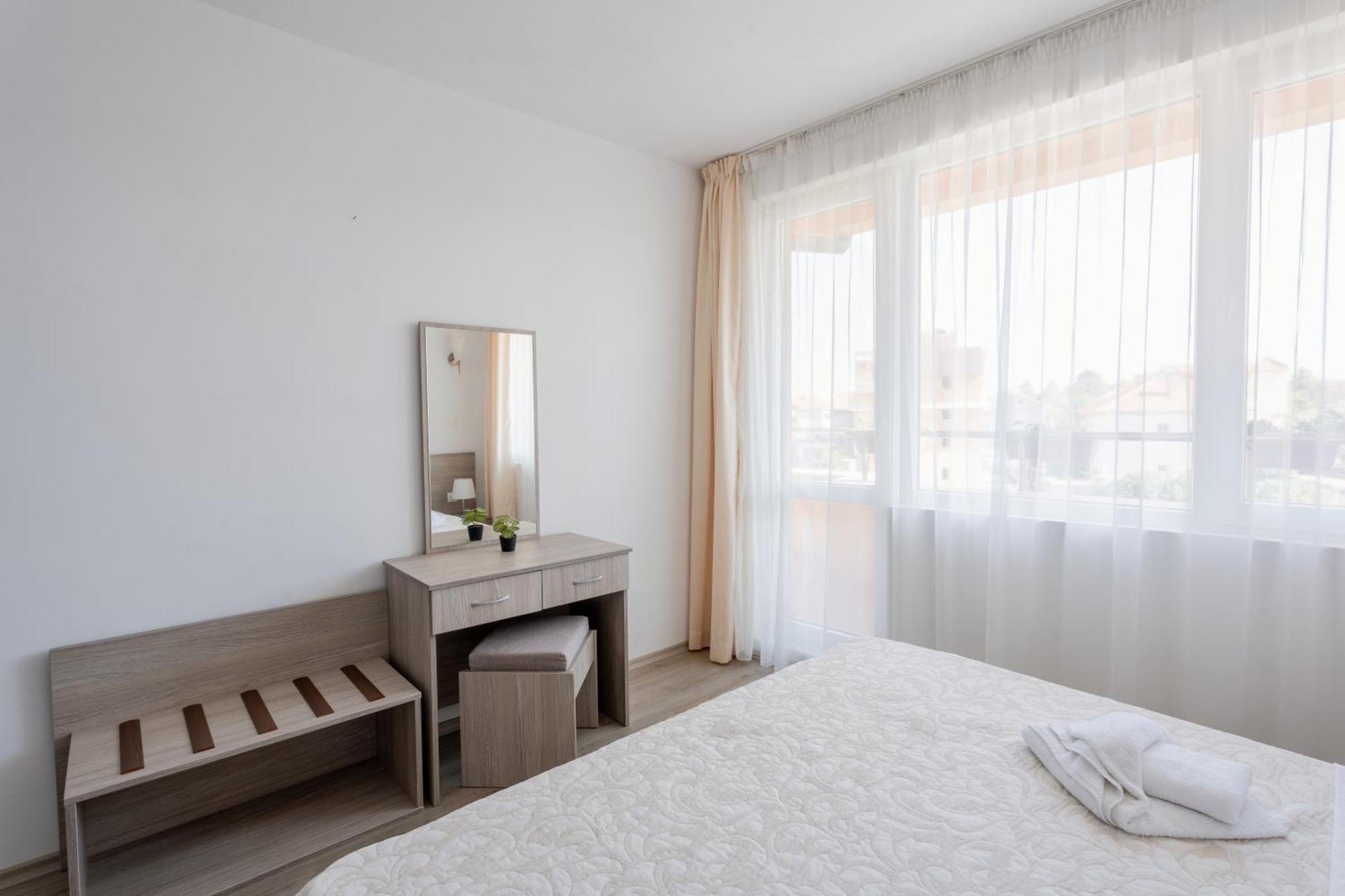 Boutique Wellness Hotel Ambrosia Tschernomorez Exterior foto