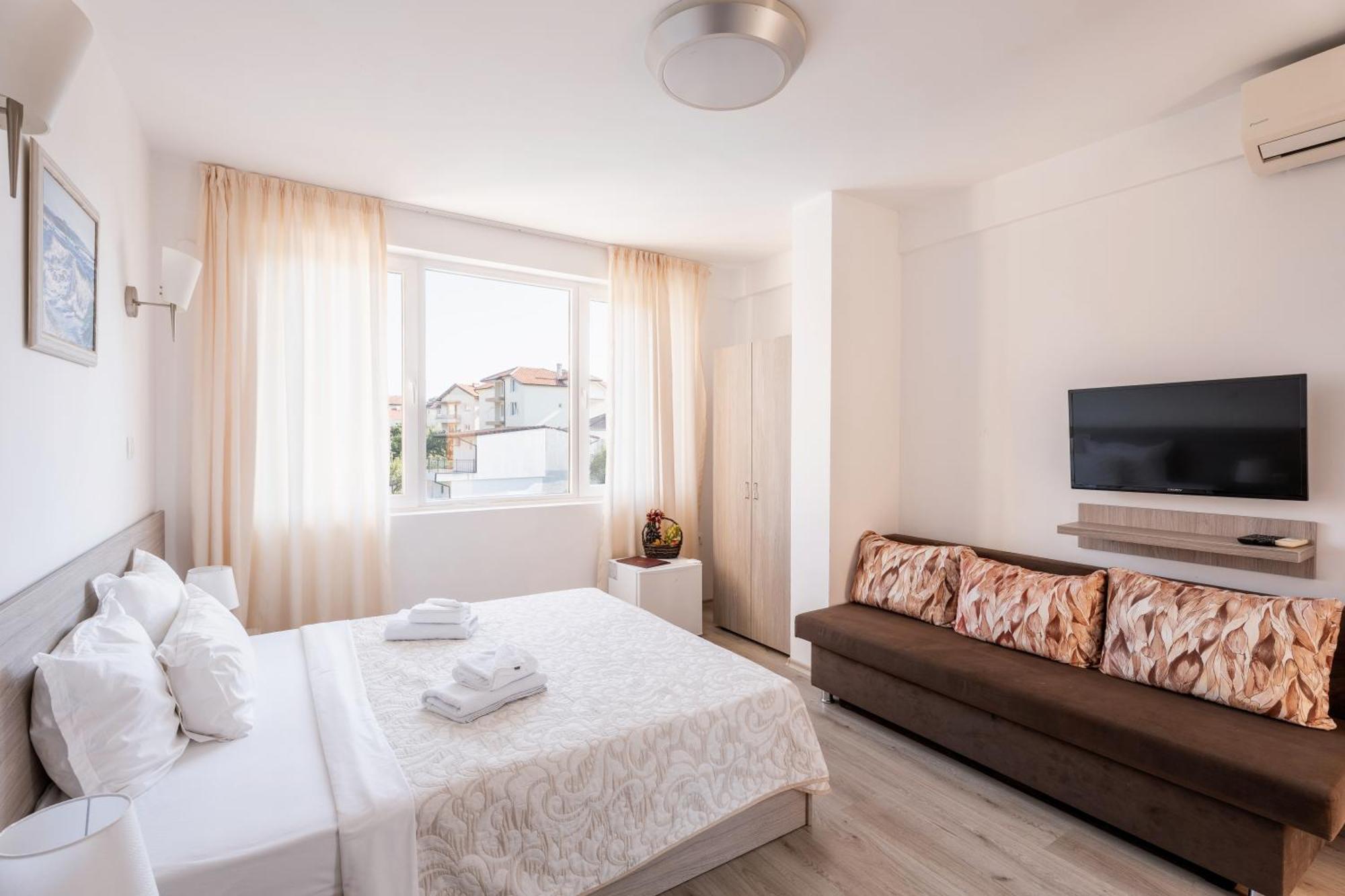 Boutique Wellness Hotel Ambrosia Tschernomorez Exterior foto