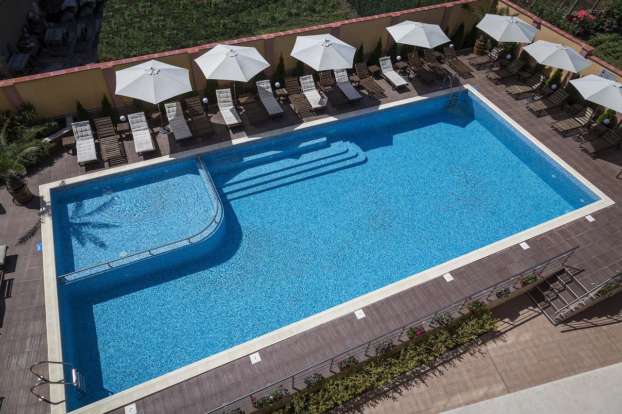 Boutique Wellness Hotel Ambrosia Tschernomorez Exterior foto